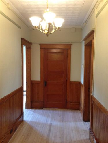 42 Central St, Newport, VT 05855